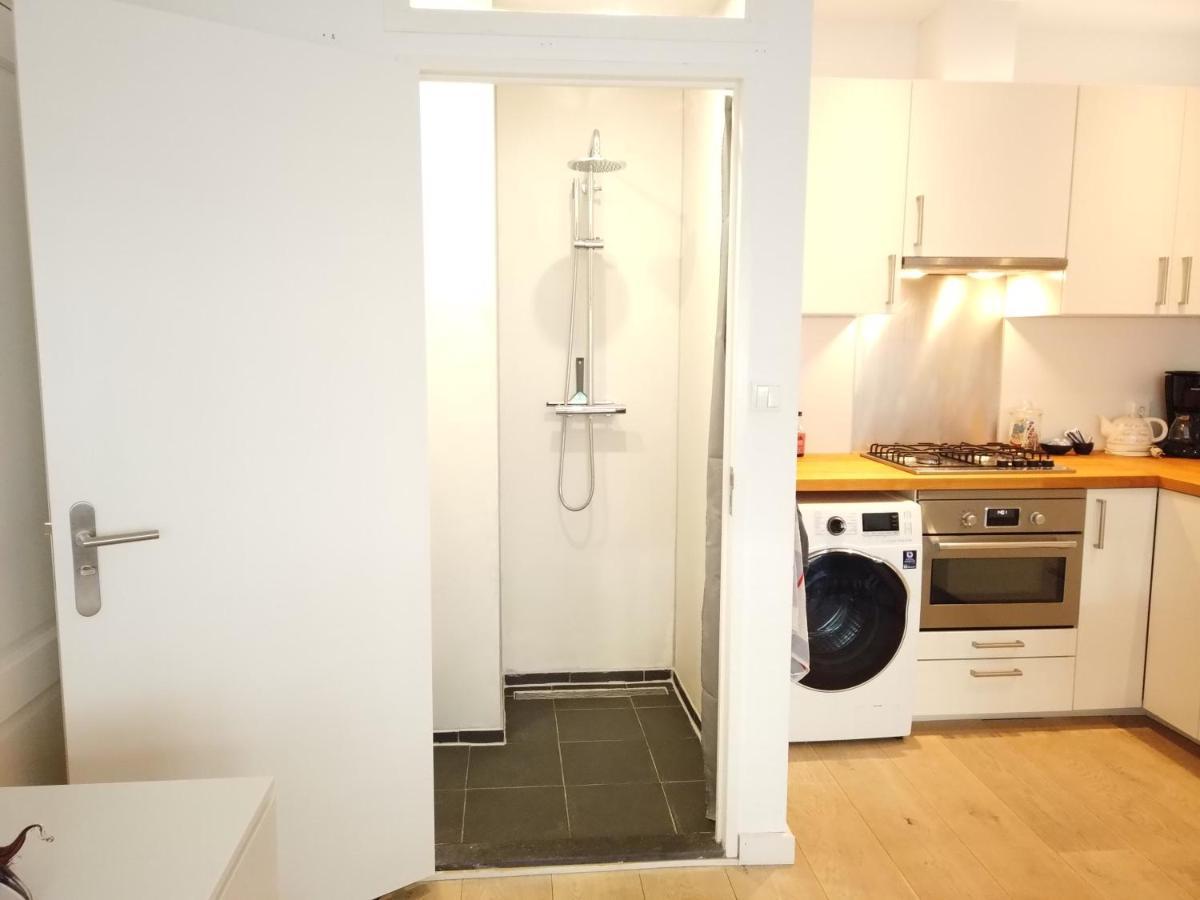 2-Room Apartment + 2 E-Bikes Alkmaar Extérieur photo